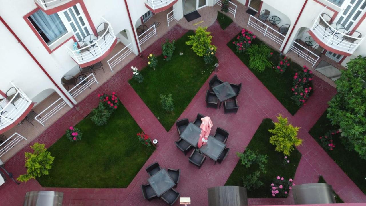 Vila Julia Costinesti Exteriör bild